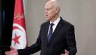 قيس سعيد: لا أريد دستورا كالحذاء على مقاس من وضعوه