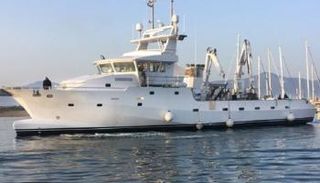 سفينة لصيد التونة بأحد شواطئ الجزائر - أرشيفية