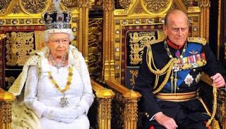 الملكة إليزابيث الثانية مع زوجها الراحل الأمير فيليب