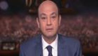 جريدة الأزهر تهاجم عمرو أديب.. "ضرب الزوجات" يثير الجدل