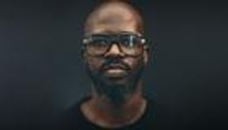 حفل استثنائي منتظر لنجم جنوب أفريقيا "DJ بلاك كوفي" في إكسبو 2020