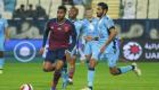 بالفيديو.. لاعب يطالب بطرد شقيقه في الدوري الإماراتي