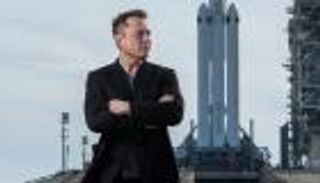 "ماسك" خطر على الفضاء.. تحذير "ناسا" الأمريكية 