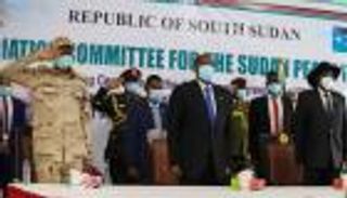 قنبلة موقوتة.. نقص الأموال يهدد مسار السلام بالسودان 