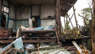 جانب من الدمار الذي خلّفه إعصار باتسيراي في مدغشقر