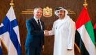 عبدالله بن زايد ووزير خارجية فنلندا يبحثان التعاون المشترك