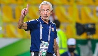 بيرت فان مارفيك مدرب منتخب الإمارات المقال