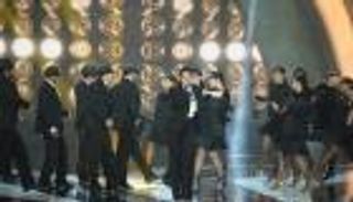 شيرين في أول حفل بعد شائعات العودة لطليقها.. إطلالتان مميزتان (فيديو)