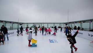 ساحة التزلج أعلى برج Tour Montparnasse