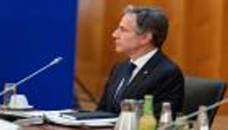 "غزو روسي محتمل".. أمريكا تعتزم إخلاء سفارتها في أوكرانيا 