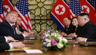 اجتماع سابق بين ترامب وكيم