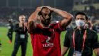 اعتزال وليد سليمان.. حكاية "حاوي الأهلي" التي بدأت من المستشفى