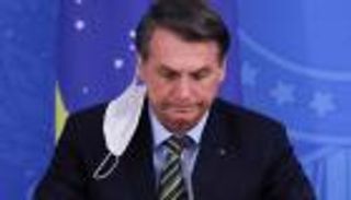 البرازيل تكتم الأنفاس.. بولسونارو إلى روسيا في "التوقيت الخطأ"