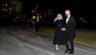 في "البيت الأبيض" متسع لقلوب "عيد الحب" رغم طبول الحرب