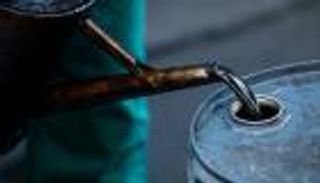 برميل النفط يسجل 125 دولارا.. "جي بي مورجان" يحدد التوقيت والأسباب