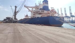 سفينة الصب العملاقة CL LIUZHOU