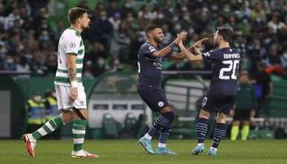 فرحة رياض محرز 