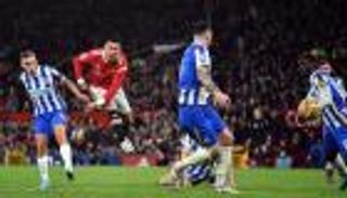 لحظة تاريخية.. رونالدو ينهي نحسه بهدف رائع.. وميسي يهدر ركلة جزاء