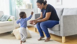 المتلازمة عبارة عن نخر يُصيب رأس الفخذ 