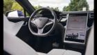 القيادة الذاتية الكاملة في خطر.. السبب وعود تسلا الزائفة