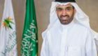 السعودية تدرس نظام عمل جديدا قد يقلص أيام الدوام إلى 4