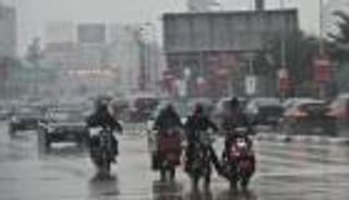 أخبار الطقس غدا في مصر.. رياح وأمطار تصل إلى حد السيول