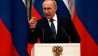 بوتين طموح أربك العالم