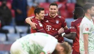 بايرن ميونخ ضد جروتر فيورث