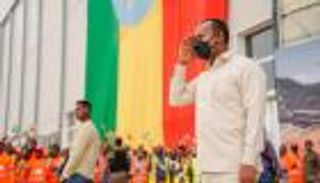 رئيس وزراء إثيوبيا للمصريين والسودانيين: انتظروا خيرا كثيرا من سد النهضة
