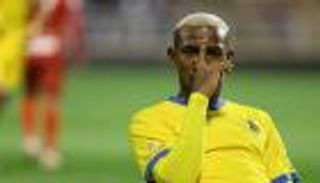 كأس الملك.. تاليسكا يستفز جمهور الهلال باحتفال مثير (فيديو)