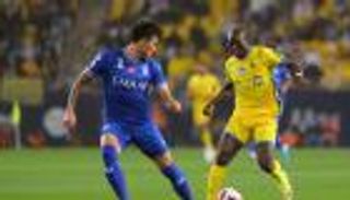 "فلنذهب إلى التنس".. أبوبكر يفتح النار على حكم النصر ضد الهلال