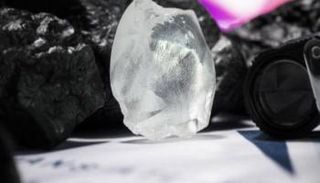 أكبر ماسة في تاريخ بورصة دبي للألماس