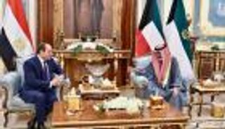 السيسي يبحث مع أمير الكويت "العلاقات وقضايا المنطقة"