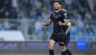 كارلوس جونيور مهاجم الشباب