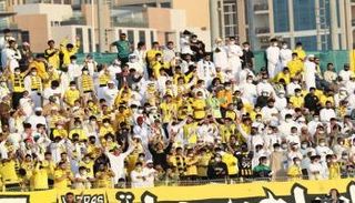 الجماهير تخطف النجومية في البطولة