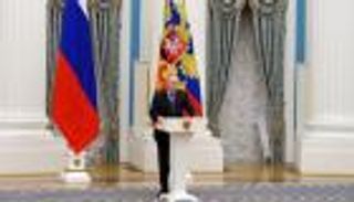 الحوار والمصالح في أزمة أوكرانيا.. بوتين بين المد والجزر