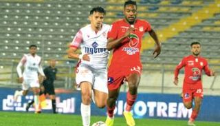 الوداد ضد حسنية أغادير في الدوري المغربي