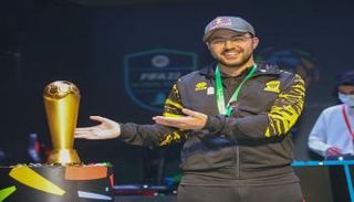 مساعد الدوسري ولقب دوري المحترفين السعودي الإلكتروني