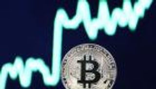 أسعار العملات الرقمية.. بيتكوين تقود انهيارا مع الغزو الروسي لأوكرانيا