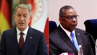 وزيرا دفاع تركيا خلوصي أكار وأمريكا لويد أوستن