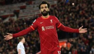 محمد صلاح يحتفل بالتسجيل في ليدز