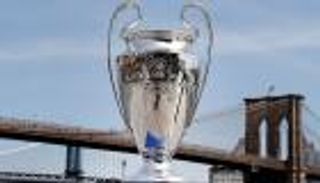 حرب روسيا وأوكرانيا تتلاعب بنهائي أبطال أوروبا 2022