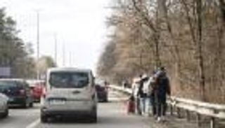 قصف كييف يتجدد وآليات روسية تقترب من العاصمة الأوكرانية