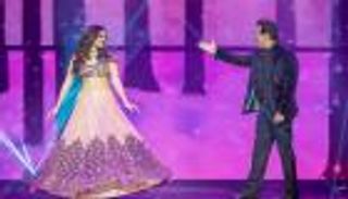 سلمان خان ونجمات بوليوود يتألقون في إكسبو 2020 دبي (صور)