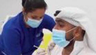 الإمارات تقدم 10 آلاف جرعة جديدة من لقاح كورونا