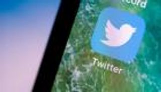 "تويتر على خط الحرب الروسية الأوكرانية".. وقف الإعلانات لضمان السلامة