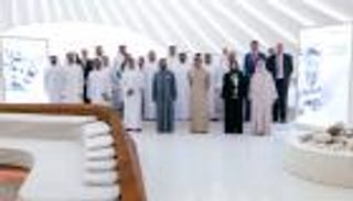 محمد بن راشد يطلق المرحلة التشغيلية للمدرسة الرقمية في 5 دول (صور)