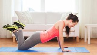 فتاة تمارس الرياضة (أرشيفية)