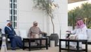 محمد بن زايد يبحث مع خالد بن سلمان "العلاقات الثنائية"