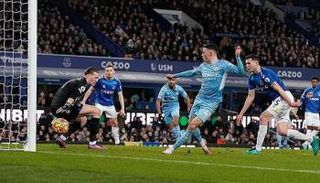 مباراة إيفرتون ضد مانشستر سيتي